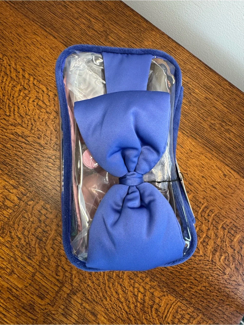 NWT Juicy Couture Royal Blue Velvet Bow Cosmetic Case with Beauty Items